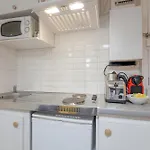 Splendid Studio Apartment Quartier Les Marais Free Netflix
