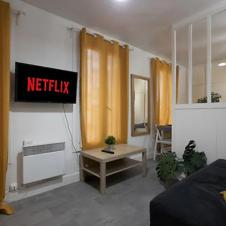 Splendid Quartier Les Marais Free Netflix *
